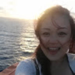 Meet your Posher, Lena